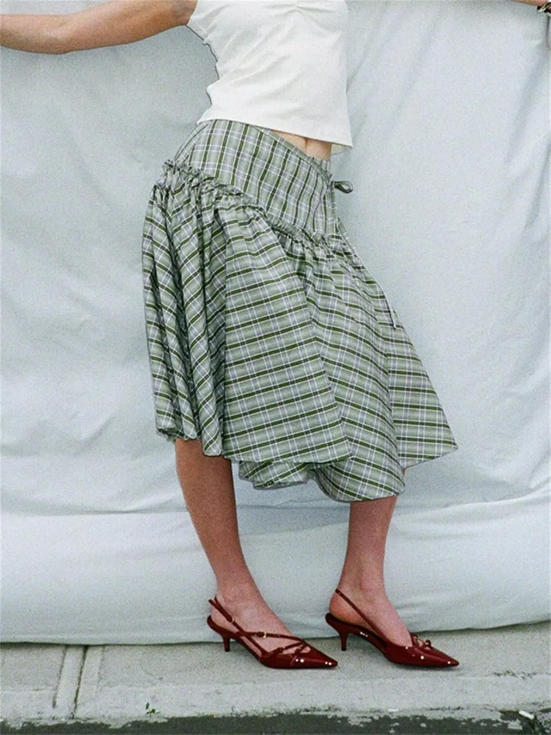 Women Plaid Maxi Skirts Y2K High Waist Vintage A-Line Pleated Gingham Academia Style Pleated Midi Skirts